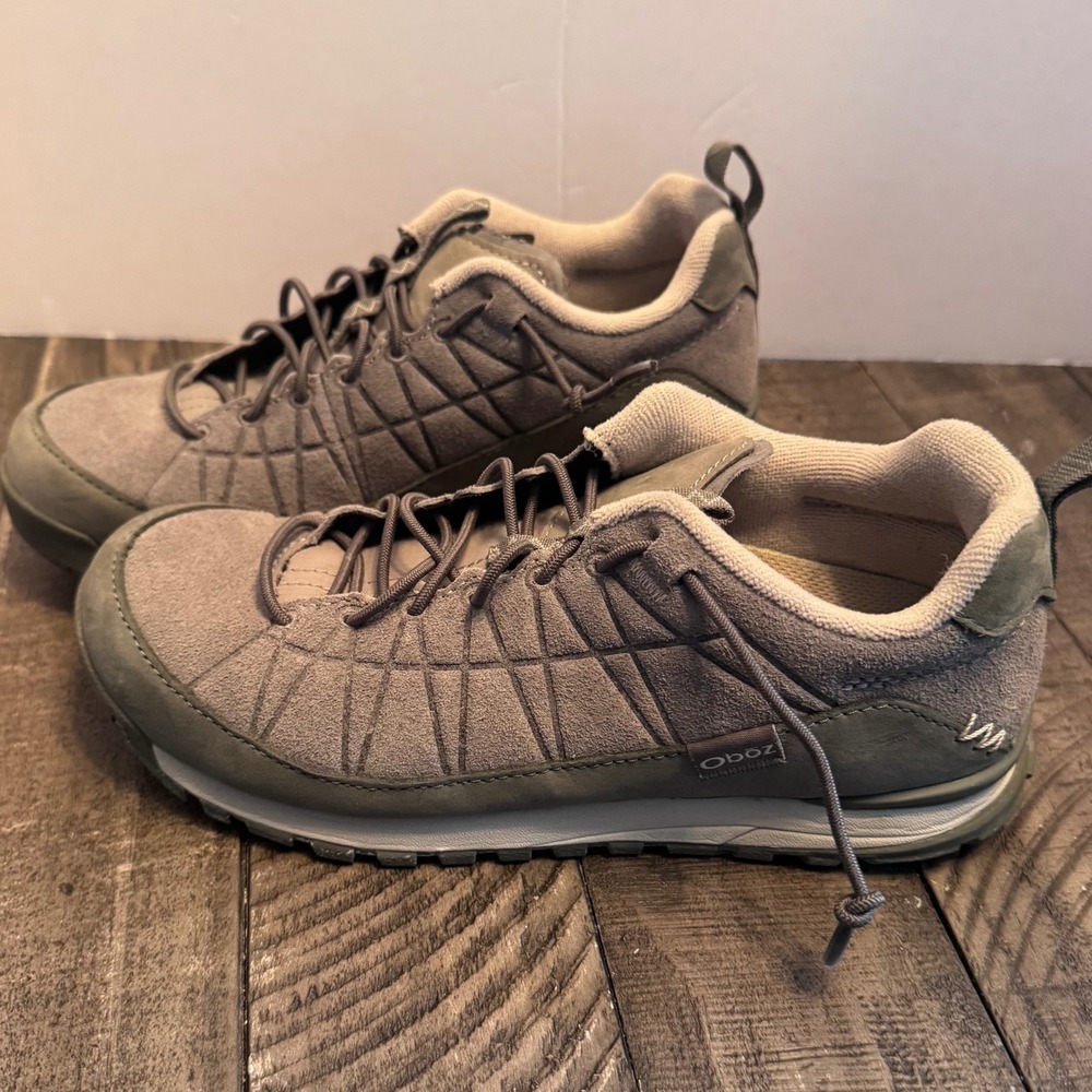 Oboz Low Top Trail Hiking Shoes‎ Women's Gray Suede Lace Up Outdoor Size 7